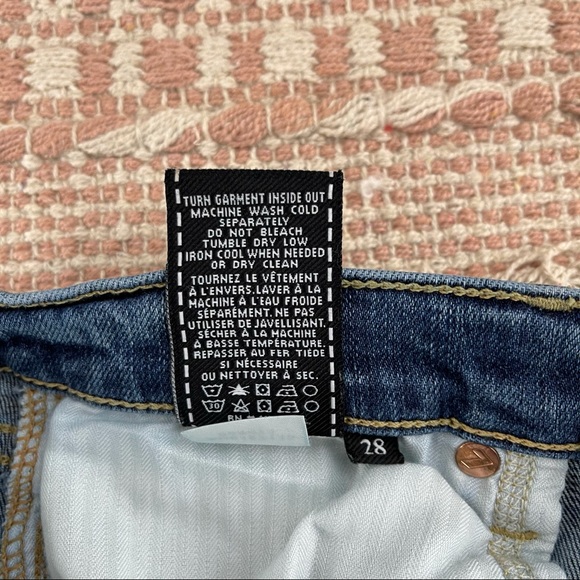 7 For All Mankind Cropped Boot Fray Hem Denim Jeans Size 28 Bohemian Comfort - Picture 11 of 14